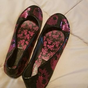 Iron Fist flats digi skulls size 8